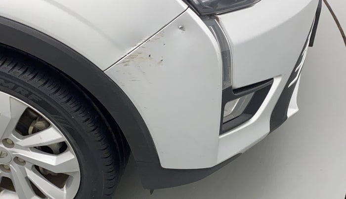 2020 Mahindra XUV300 W8 1.2 PETROL, Petrol, Manual, 55,334 km, Front bumper - Minor scratches