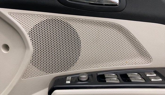 2020 Mahindra XUV300 W8 1.2 PETROL, Petrol, Manual, 55,334 km, Speaker