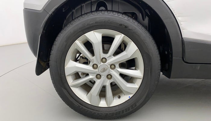 2020 Mahindra XUV300 W8 1.2 PETROL, Petrol, Manual, 55,334 km, Right Rear Wheel