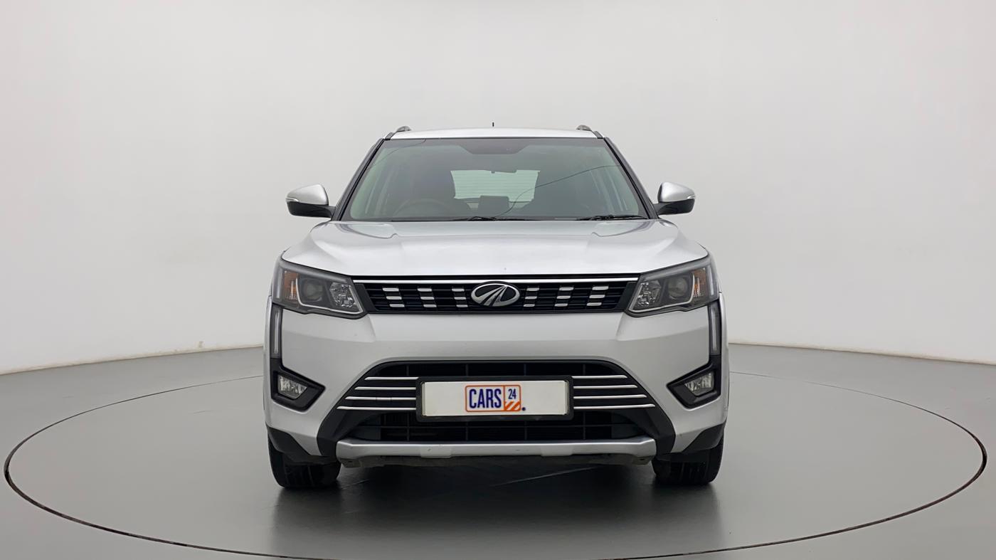 2020 Mahindra XUV300 W8 1.2 PETROL, Petrol, Manual, 55,334 km, Front