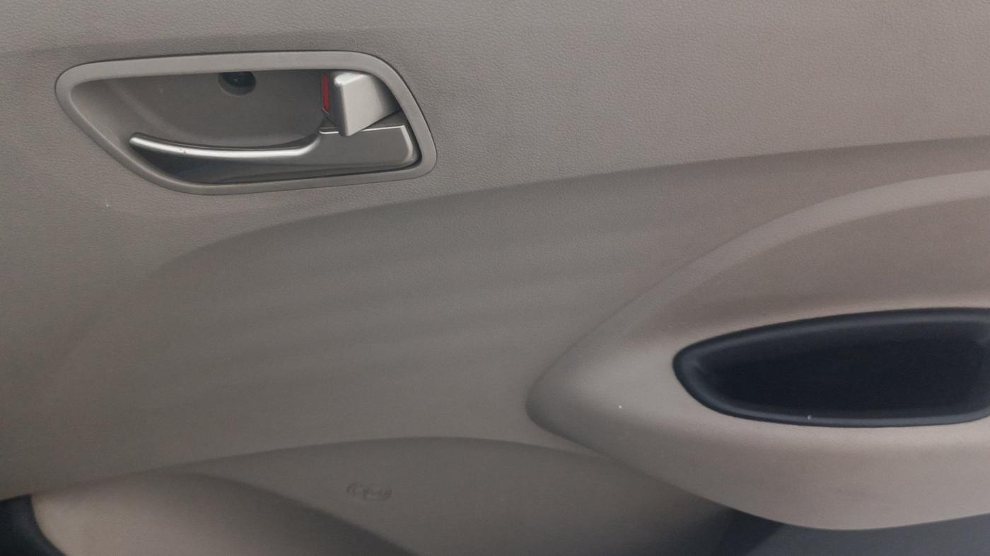 2019 Hyundai NEW SANTRO MAGNA, Petrol, Manual, 53,761 km, Driver Side Door Panels Control