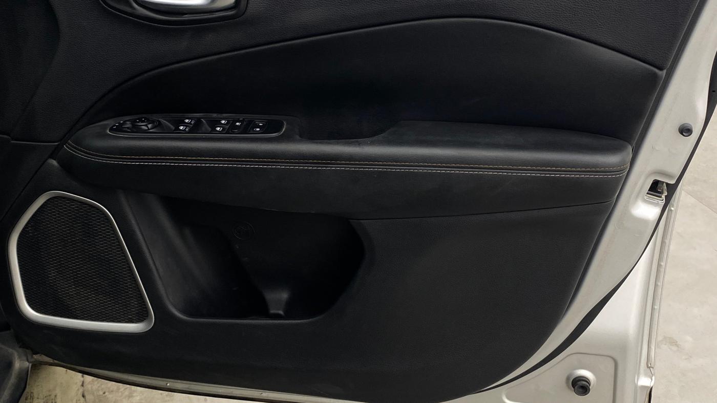 2019 Jeep Compass SPORT PLUS 1.4 PETROL, Petrol, Manual, 60,352 km, Driver Side Door Panels Control