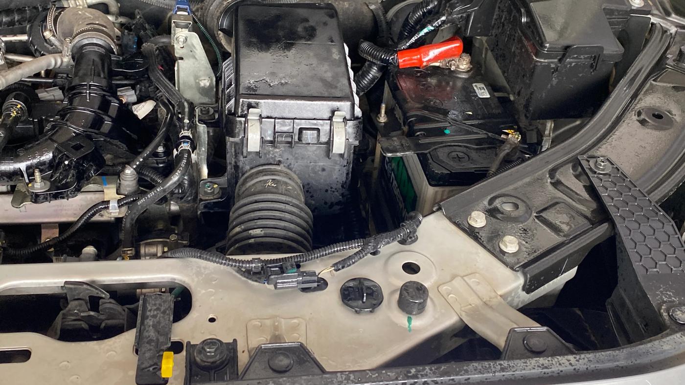 2022 Nissan MAGNITE XV TURBO, Petrol, Manual, 39,158 km, Engine View - Left
