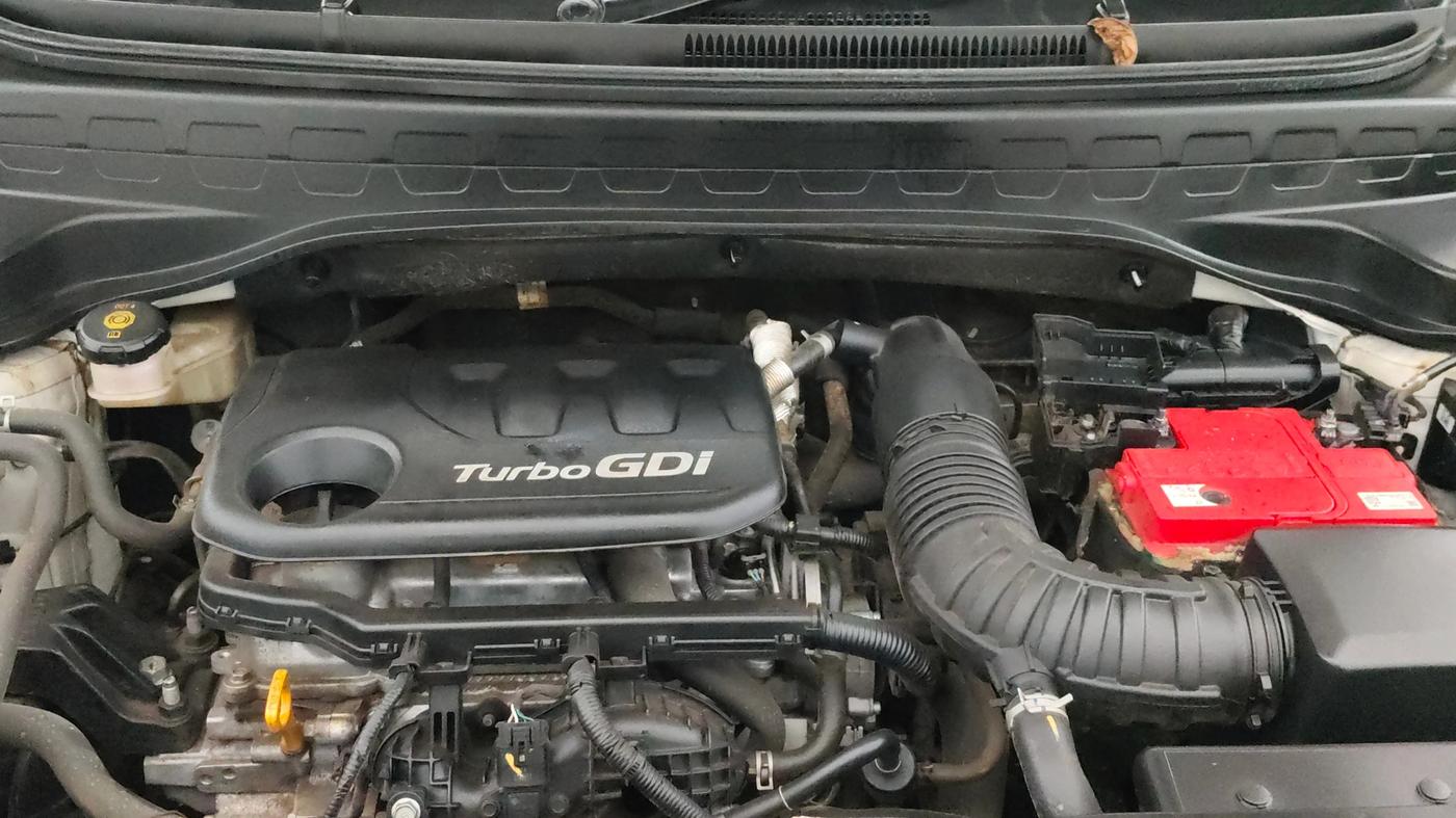 2021 KIA SONET GTX PLUS 1.0 IMT, Petrol, Manual, 37,286 km, Engine View