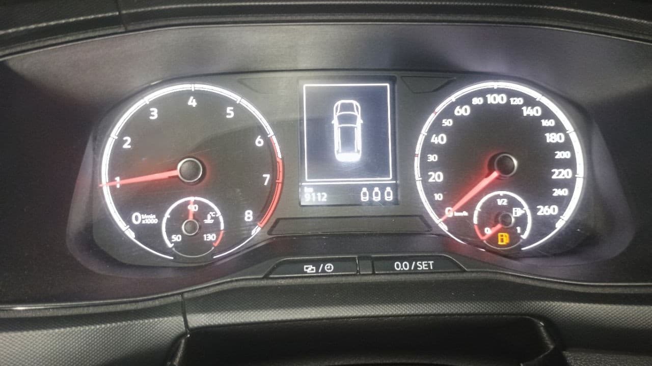 2025 Volkswagen TAIGUN COMFORTLINE 1.0 TSI MT, Petrol, Manual, 9,112 km, Odometer Image