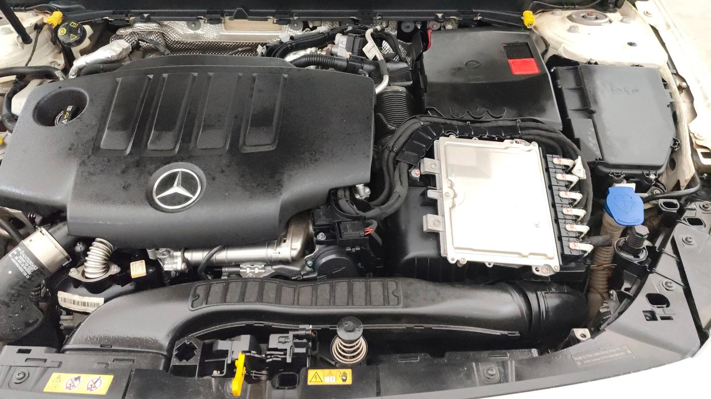 2022 Mercedes Benz A CLASS LIMOUSINE A 200d, Diesel, Automatic, 39,616 km, Engine View - Left