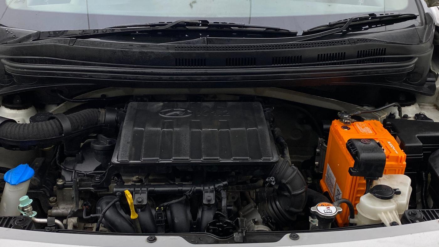 2015 Hyundai Xcent S 1.2, Petrol, Manual, 66,918 km, Engine View