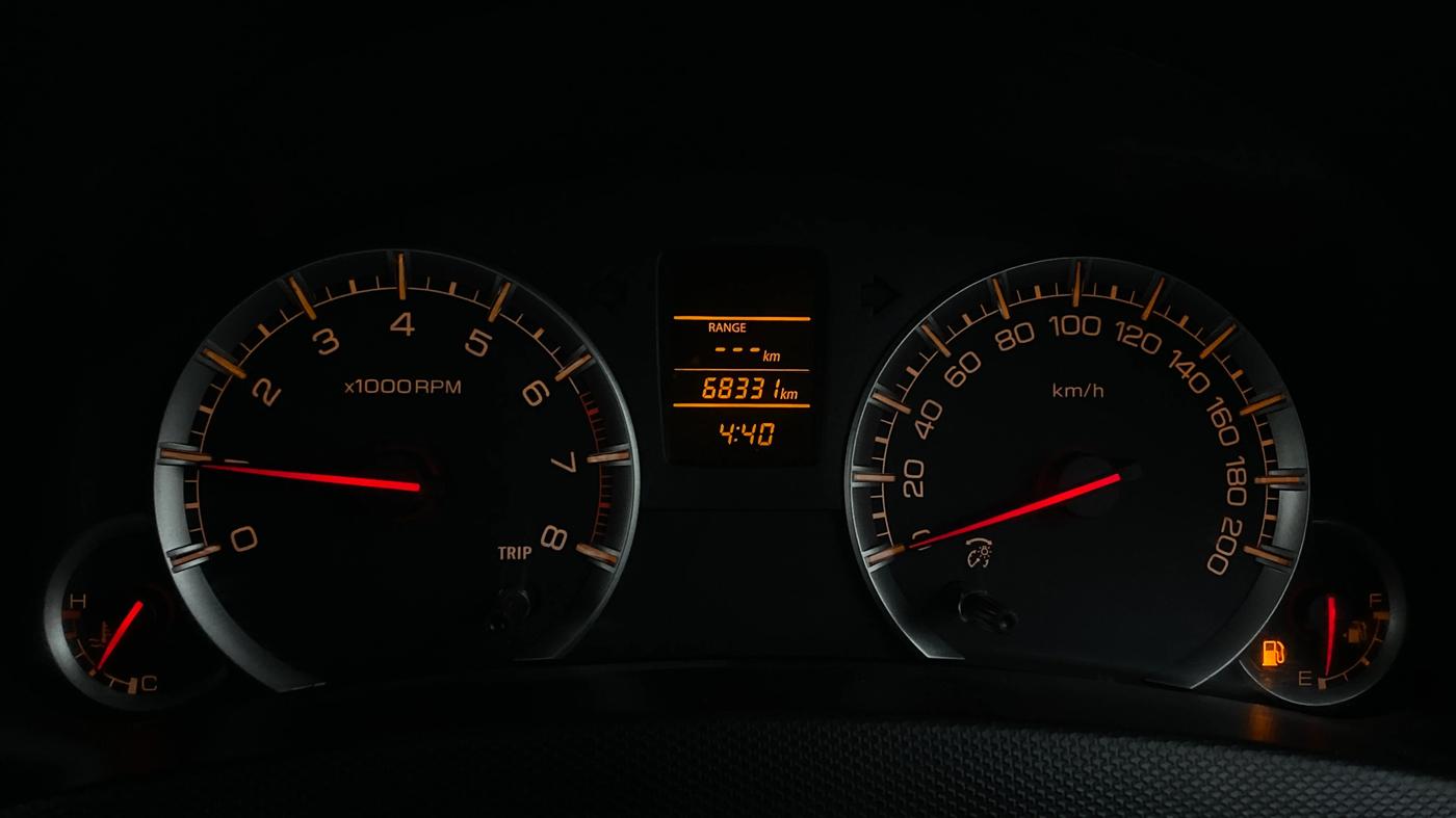 2017 Maruti Swift VXI, Petrol, Manual, 68,396 km, Odometer Image