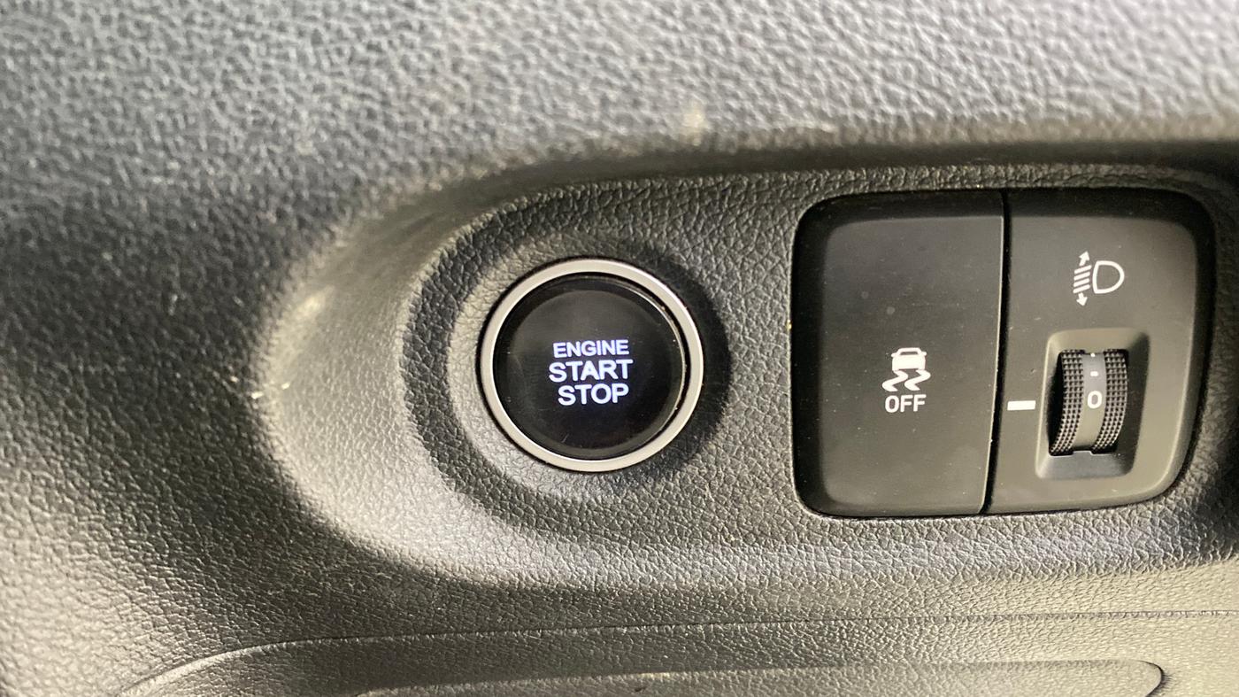 2022 Hyundai ALCAZAR PRESTIGE 1.5 MT 6STR, Diesel, Manual, 79,981 km, Keyless Start/ Stop Button