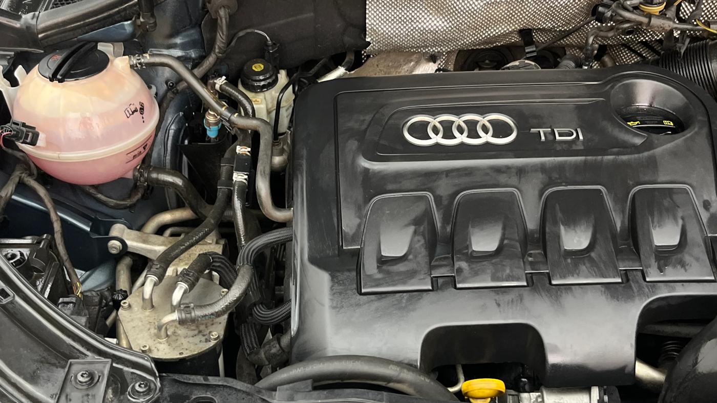 2016 Audi Q3 35 TDI Quattro, Diesel, Automatic, 88,976 km, Engine View - Right