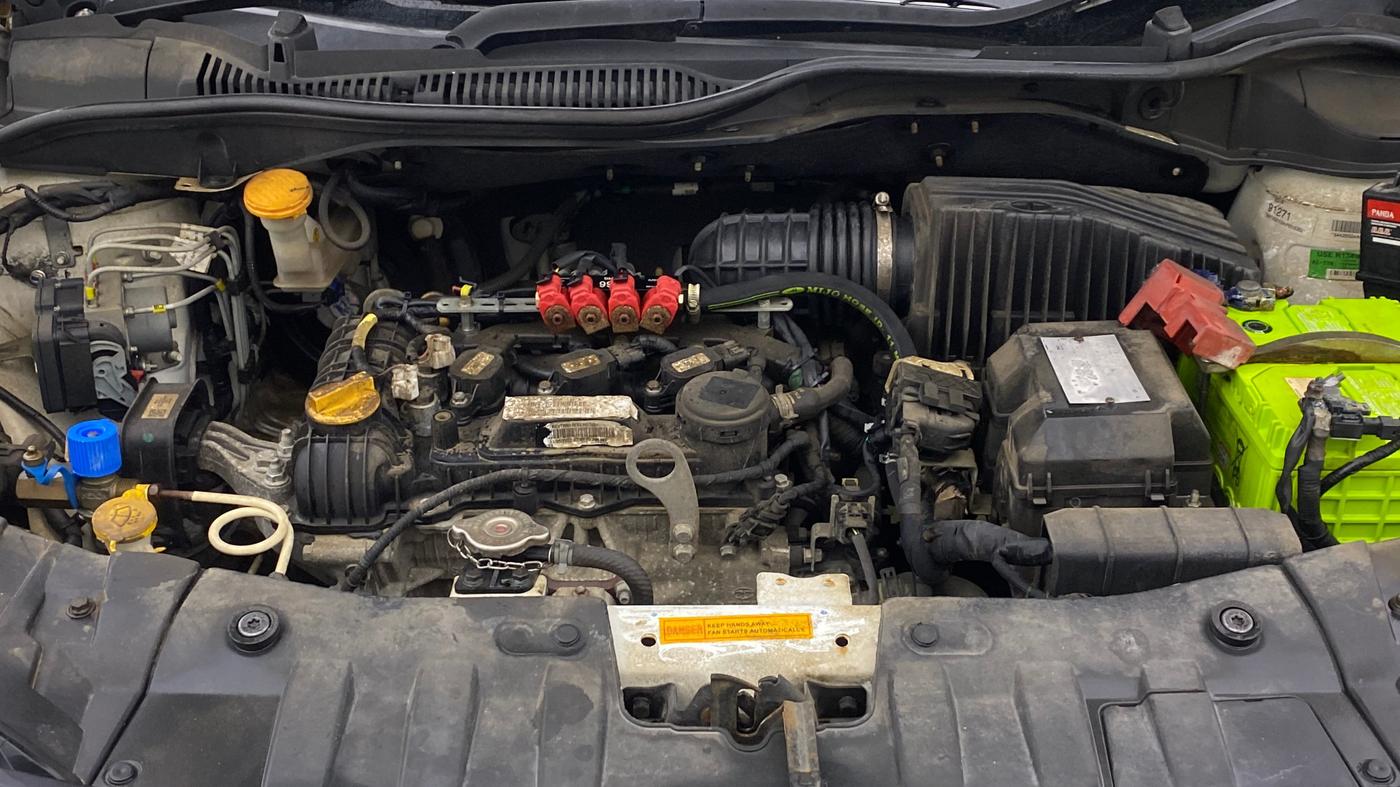 2022 Tata ALTROZ XT PETROL, CNG, Manual, 79,349 km, Engine View