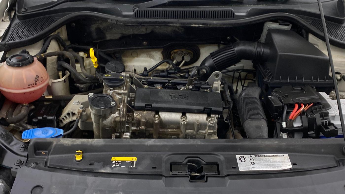 2018 Volkswagen Polo COMFORTLINE 1.2L, Petrol, Manual, 83,649 km, Engine View