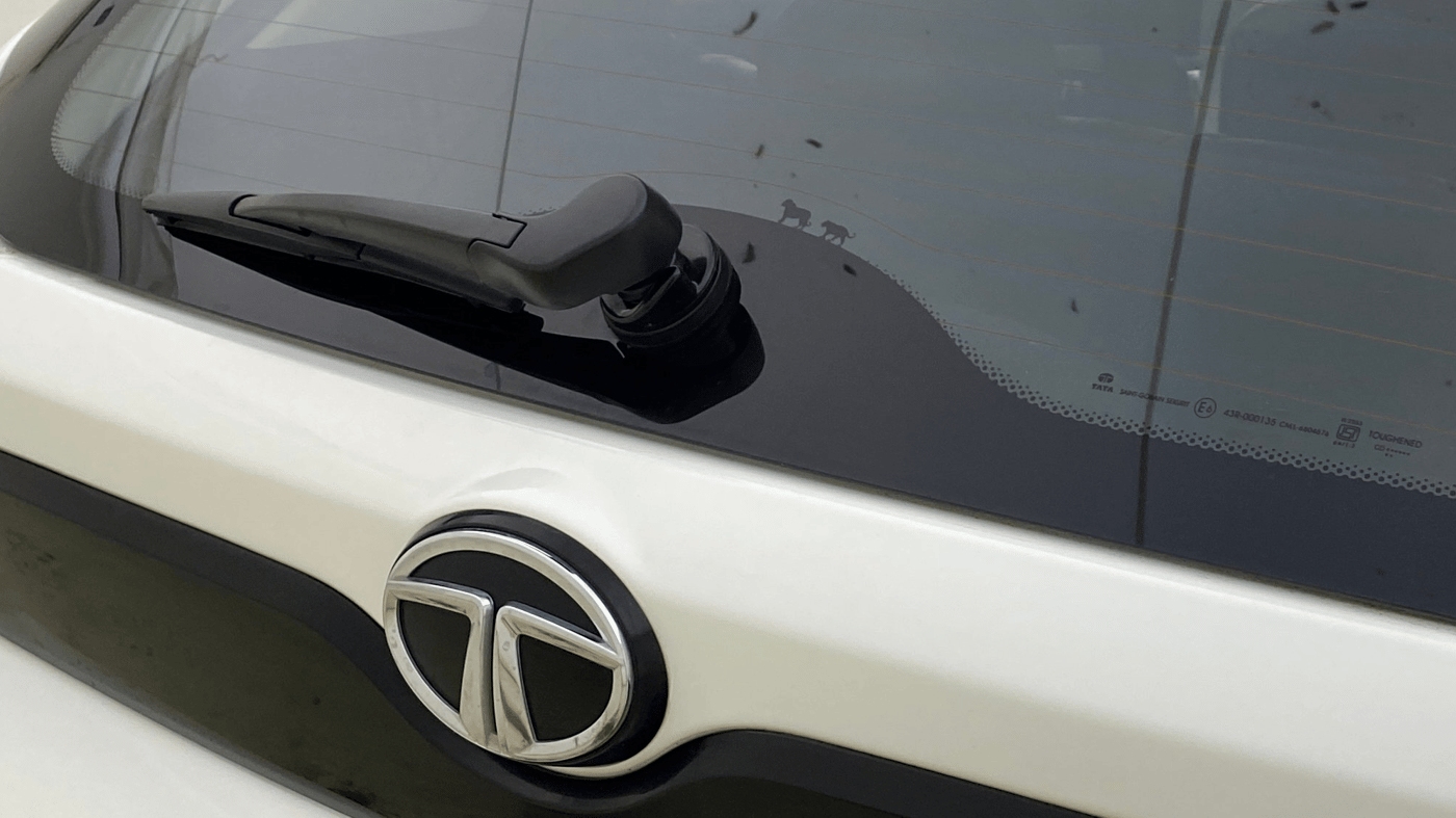 2023 Tata NEXON XZA PLUS SUNROOF PETROL, Petrol, Automatic, 24,391 km, Rear Wiper