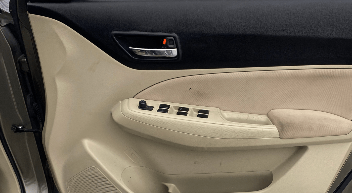 2018 Maruti Dzire VXI AMT, Petrol, Automatic, 63,179 km, Driver Side Door Panels Control