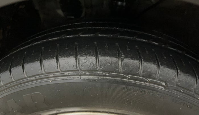 2019 Hyundai Creta SX 1.6 DIESEL, Diesel, Manual, 31,888 km, Left Front Tyre Tread