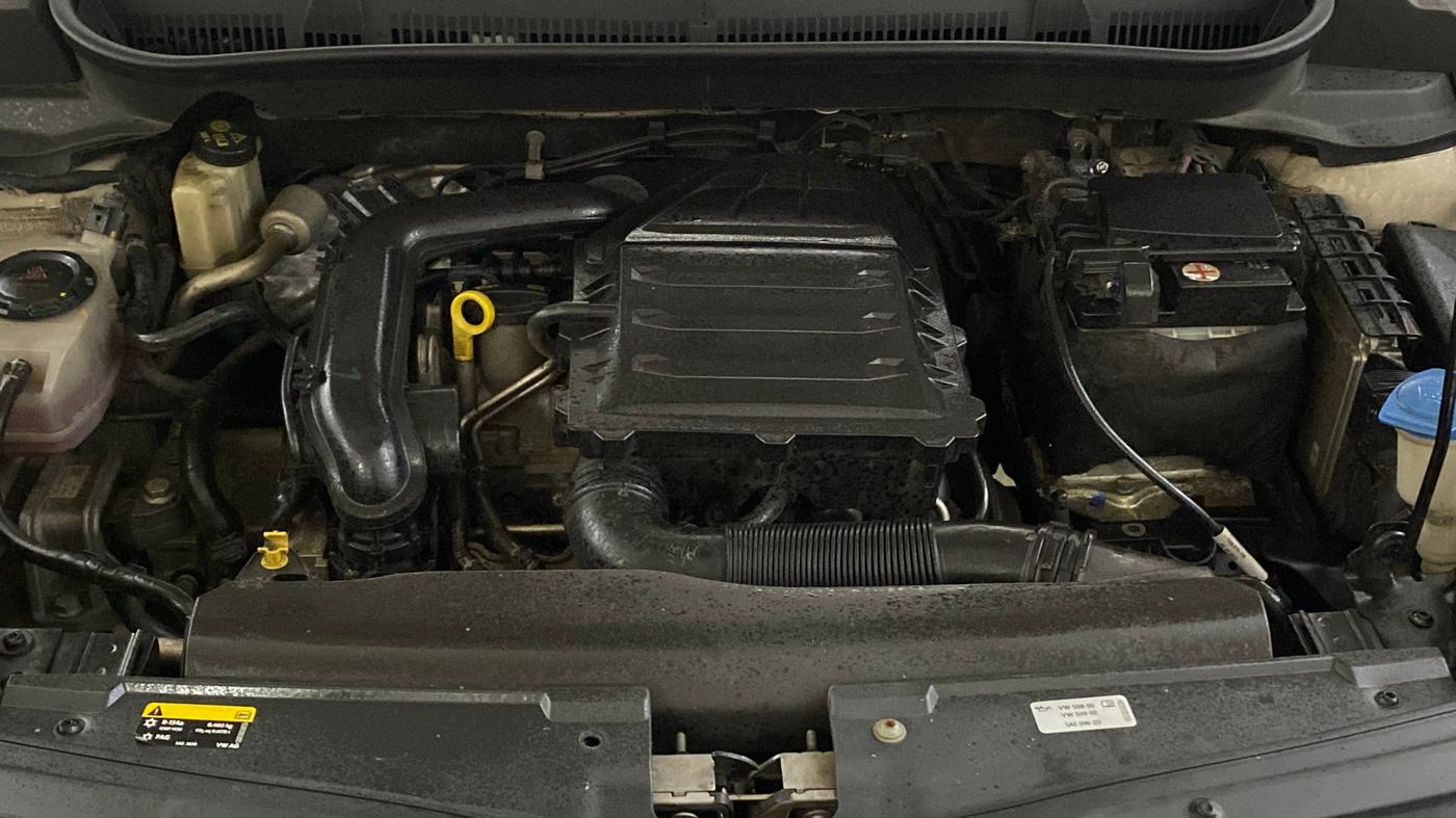 2022 Skoda KUSHAQ AMBITION 1.0L TSI MT, Petrol, Manual, 23,042 km, Engine View