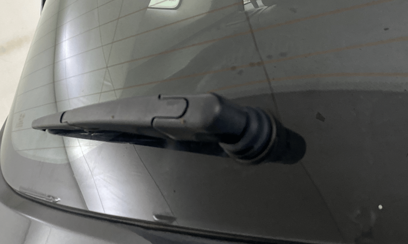 2019 Tata Harrier XZ 2.0L, Diesel, Manual, 72,373 km, Rear Wiper