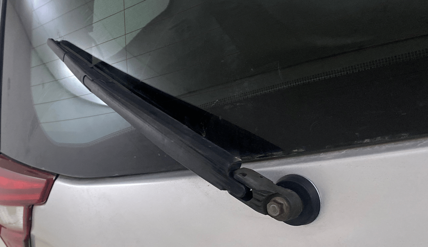 2019 Mahindra XUV500 W7, Diesel, Manual, 90,268 km, Rear Wiper