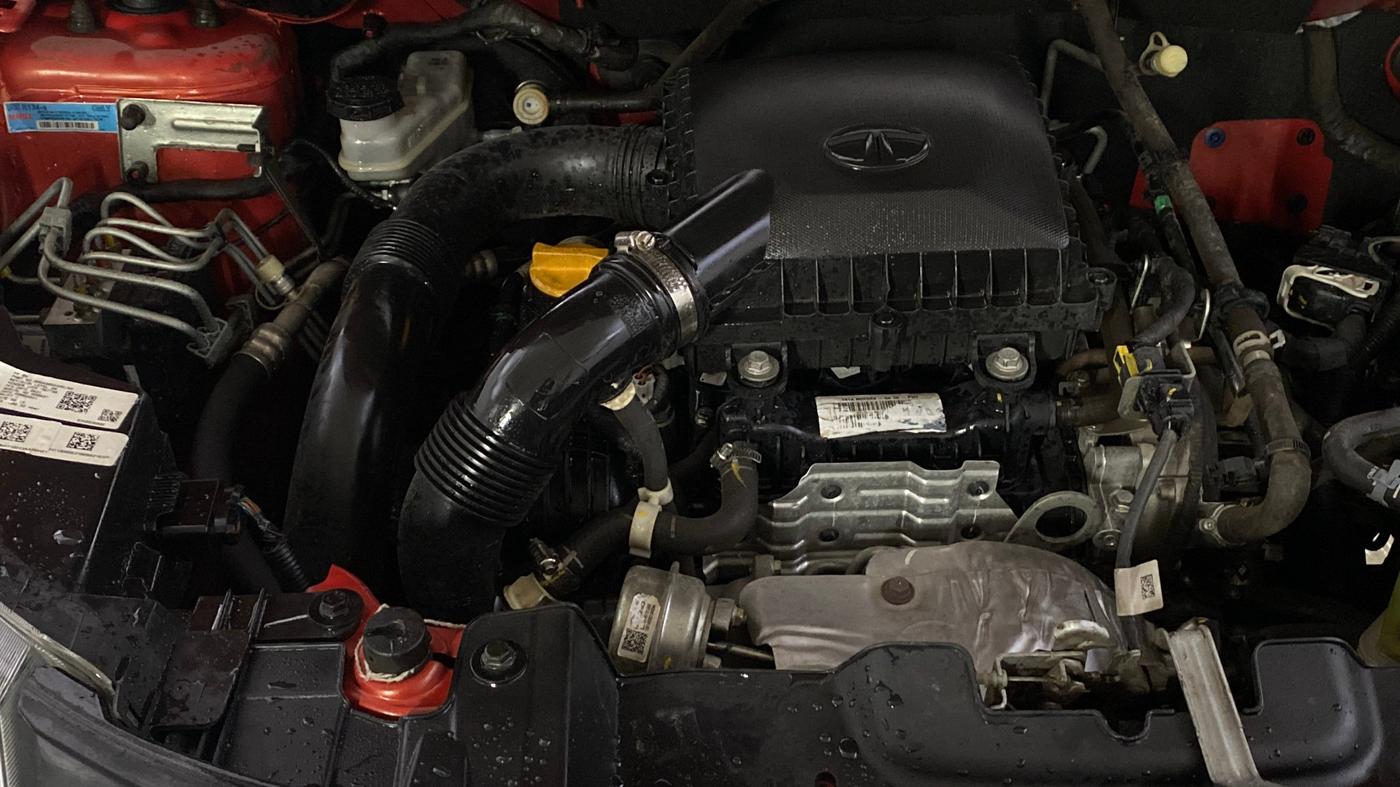 2021 Tata NEXON XZA PLUS PETROL, Petrol, Automatic, 35,930 km, Engine View - Right