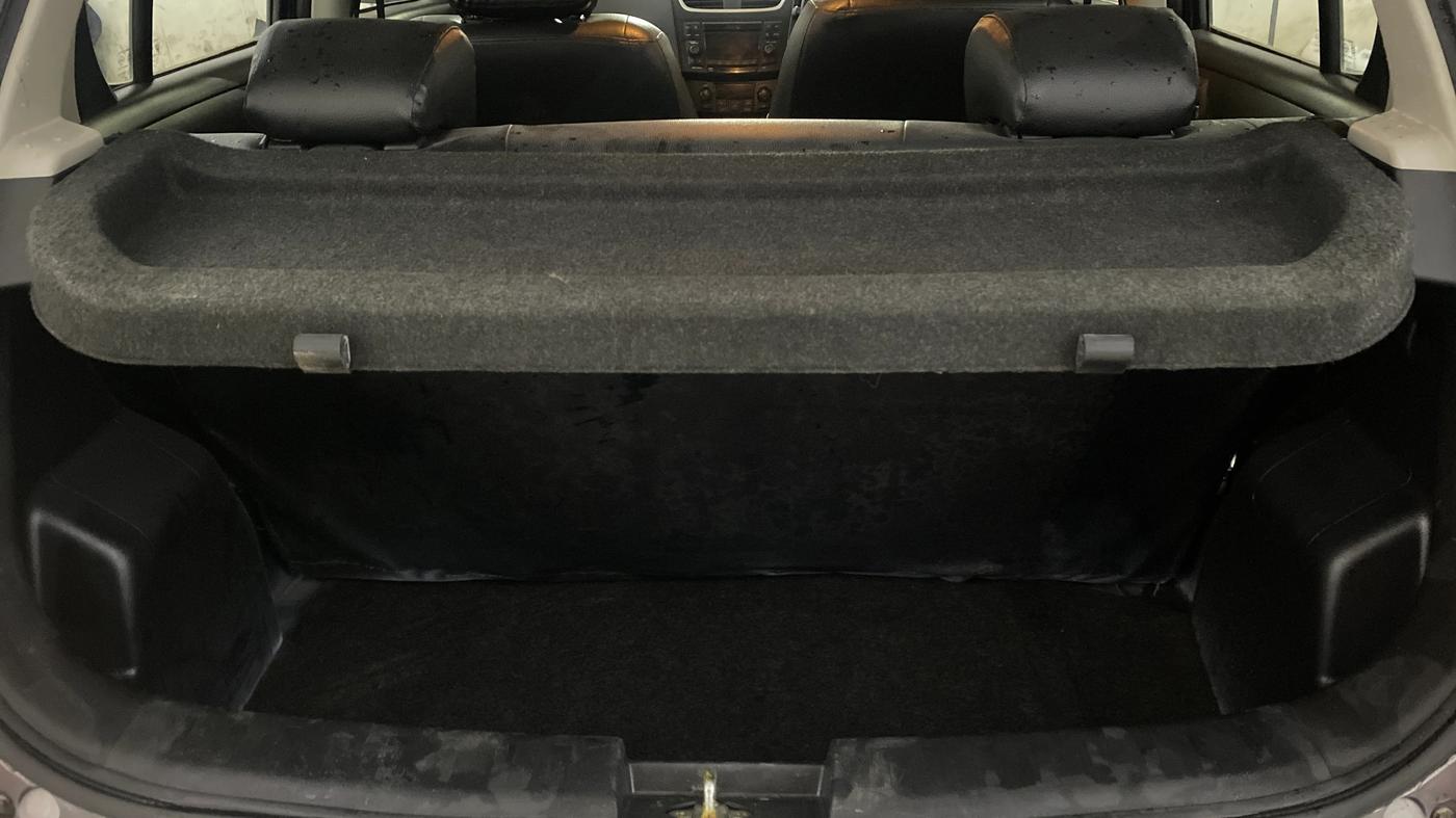 2014 Maruti Swift ZXI, Petrol, Manual, 76,106 km, Boot Inside