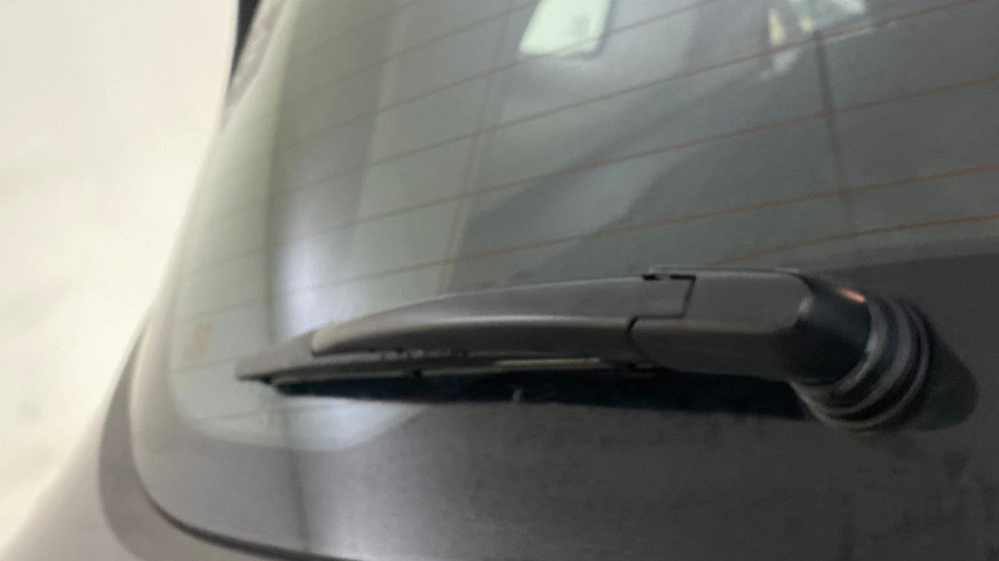 2019 Tata Harrier XZ 2.0L, Diesel, Manual, 97,062 km, Rear Wiper