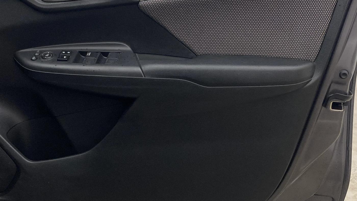 2019 Honda WR-V 1.2L I-VTEC VX MT, Petrol, Manual, 37,739 km, Driver Side Door Panels Control