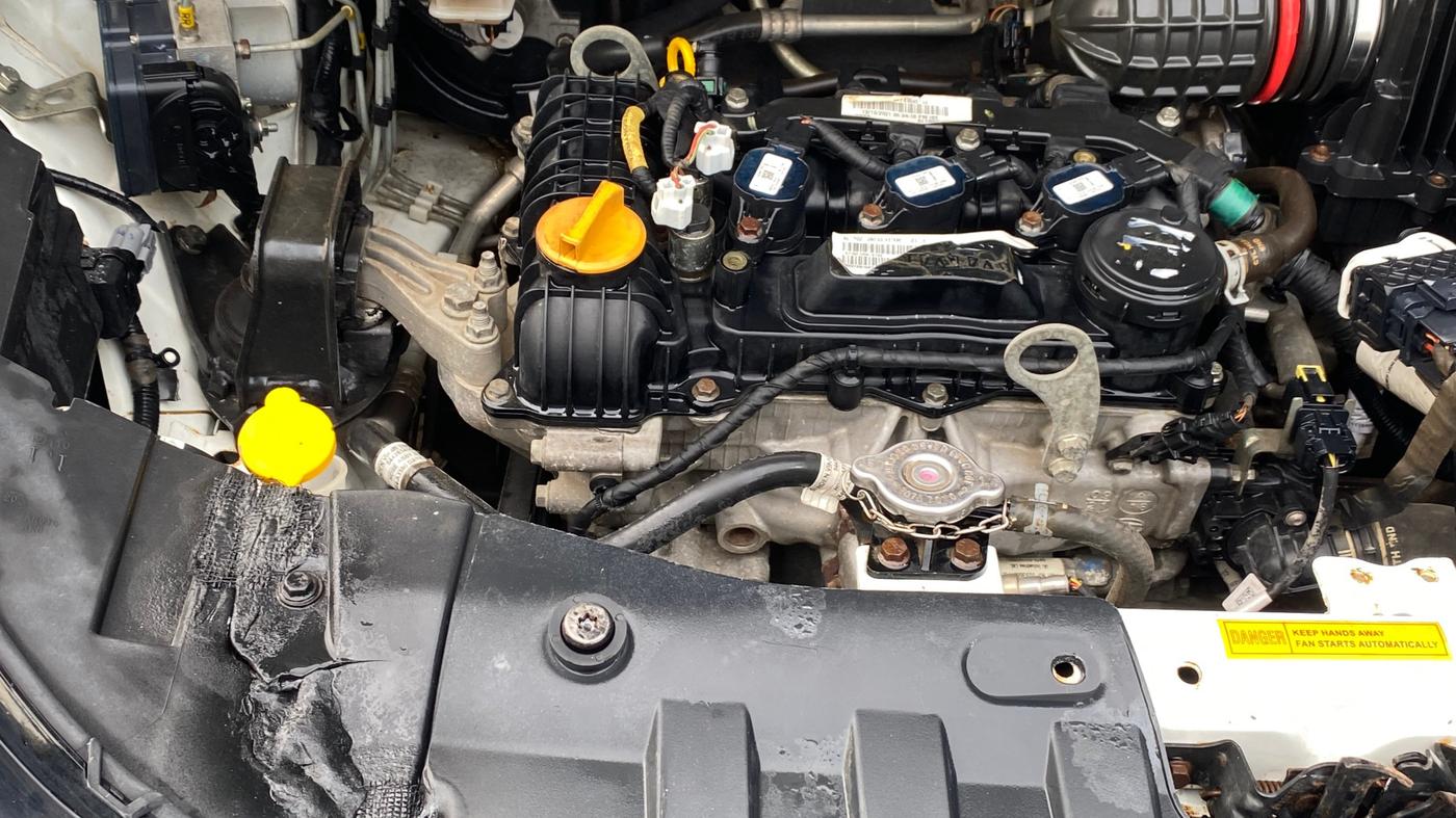 2021 Tata ALTROZ XM PLUS PETROL, Petrol, Manual, 37,474 km, Engine View - Right