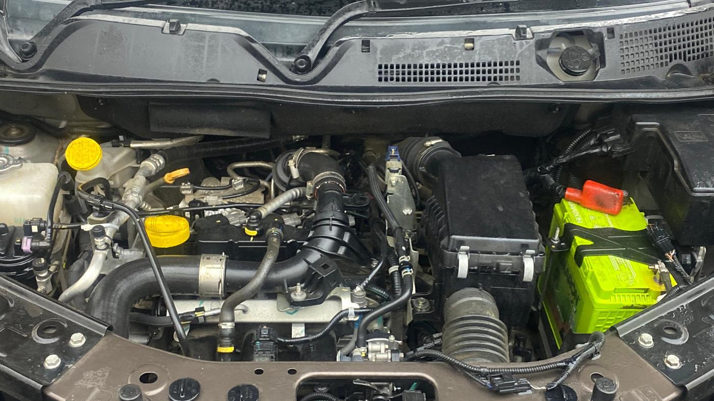2022 Nissan MAGNITE XV PREMIUM TURBO CVT, Petrol, Automatic, 31,294 km, Engine View