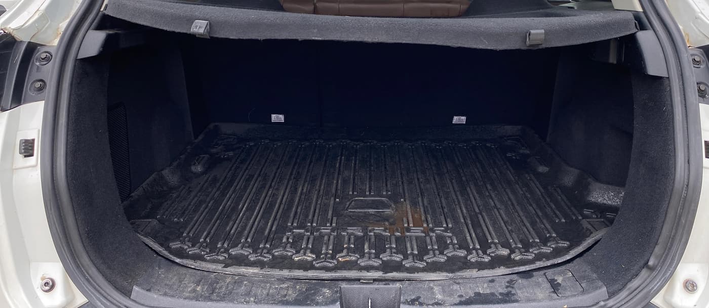 2021 Tata Harrier XZ PLUS 2.0L, Diesel, Manual, 91,422 km, Boot Inside