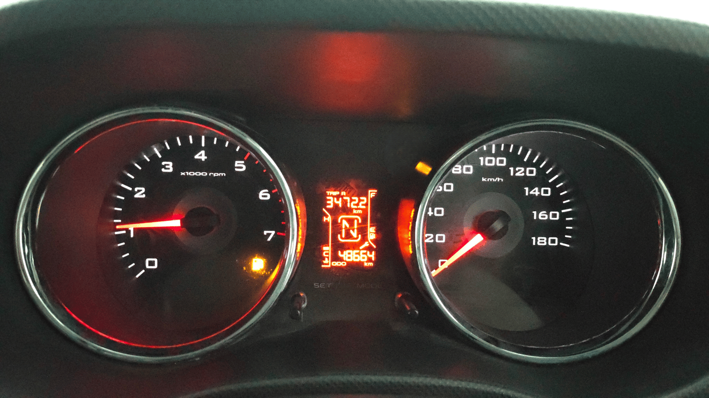 2016 Mahindra TUV300 T8, Diesel, Manual, 48,734 km, Odometer Image