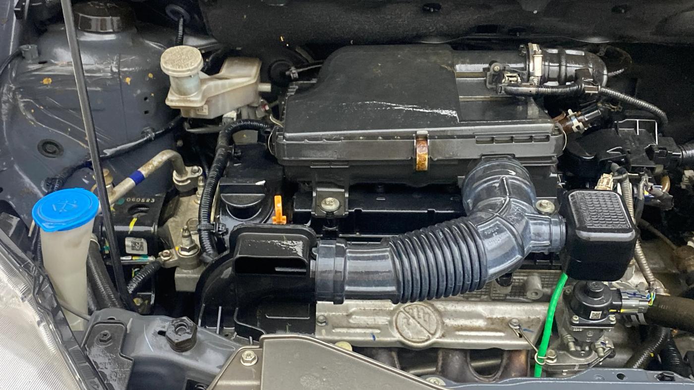 2022 Maruti Ertiga VXI AT SHVS, Petrol, Automatic, 26,199 km, Engine View - Right