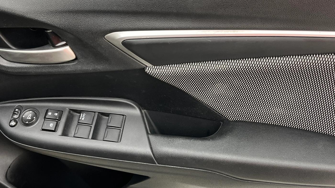 2018 Honda WR-V 1.2L I-VTEC VX MT, Petrol, Manual, 75,672 km, Driver Side Door Panels Control
