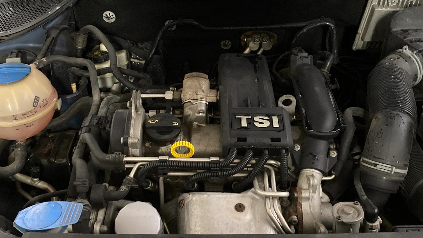 2015 Volkswagen Vento 1.2 TSI HIGHLINE PLUS AT, Petrol, Automatic, 50,563 km, Engine View - Right