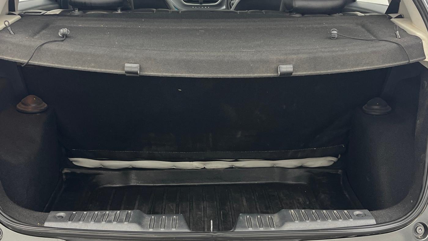 2023 Tata ALTROZ XZ DIESEL, Diesel, Manual, 47,496 km, Boot Inside