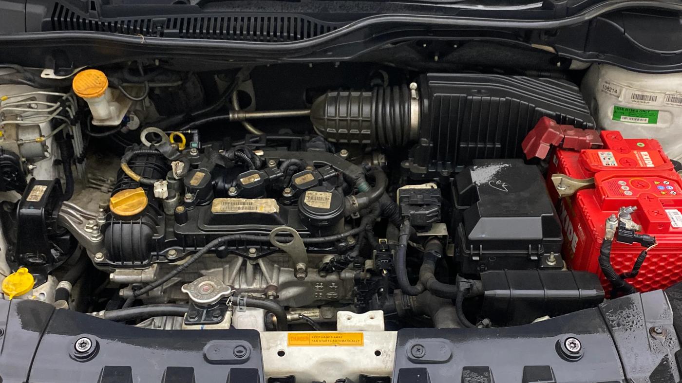 2021 Tata ALTROZ XZ PETROL, Petrol, Manual, 95,833 km, Engine View