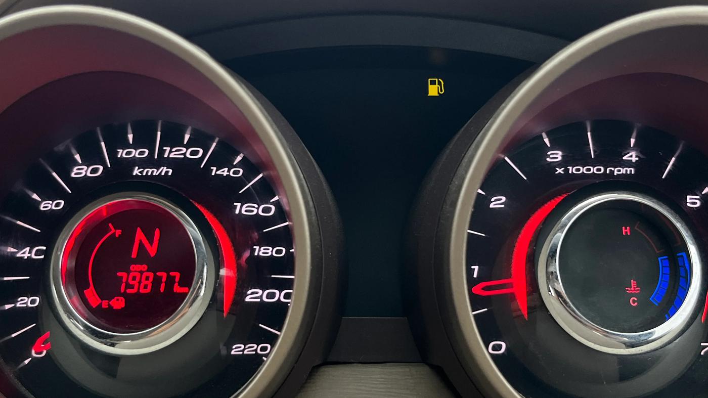 2014 Mahindra XUV500 W8 AWD, Diesel, Manual, 79,865 km, Odometer Image