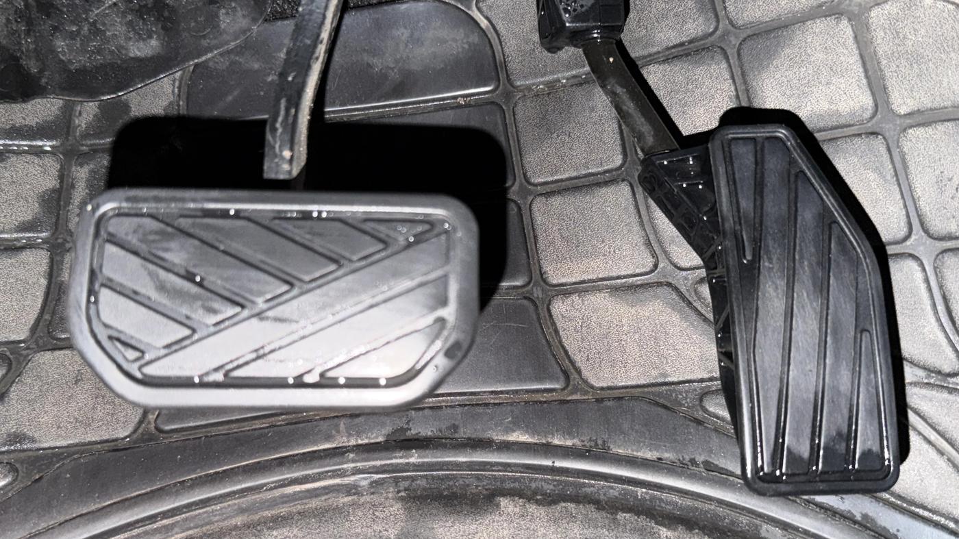 2019 Maruti Baleno ALPHA CVT PETROL 1.2, Petrol, Automatic, 69,378 km, Pedals