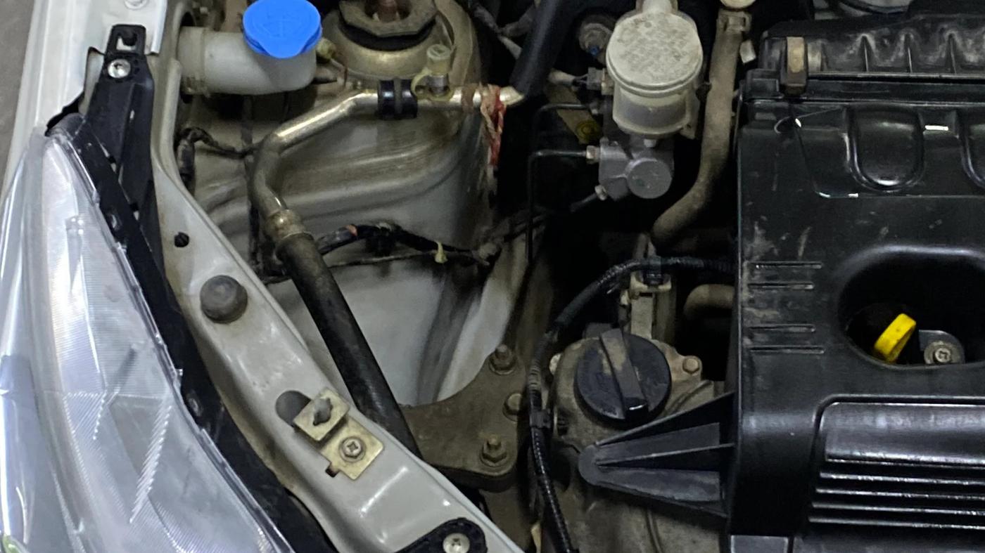2018 Maruti Alto K10 VXI (O) AMT, Petrol, Automatic, 95,256 km, Engine View - Right