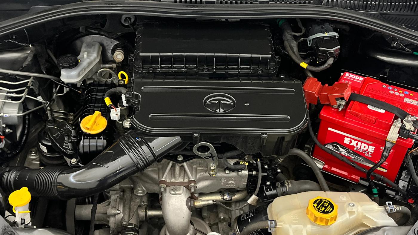 2022 Tata Tiago XZA PLUS PETROL, Petrol, Automatic, 12,042 km, Engine View