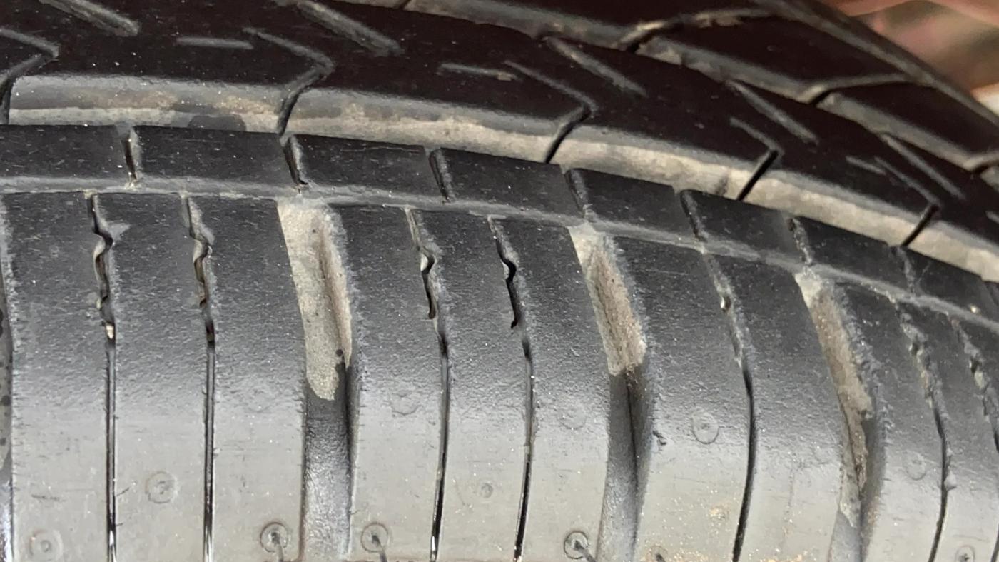 2015 Datsun Go Plus T, Petrol, Manual, 93,383 km, Left Front Tyre Tread