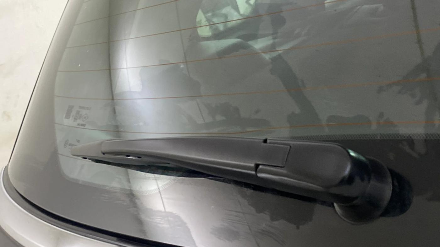 2023 Maruti Grand Vitara ALPHA SMART HYBRID AT, Petrol, Automatic, 61,229 km, Rear Wiper