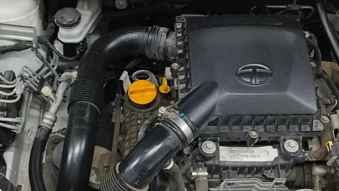 2022 Tata NEXON XZ PLUS (L), Petrol, Manual, 21,150 km, Engine View - Right
