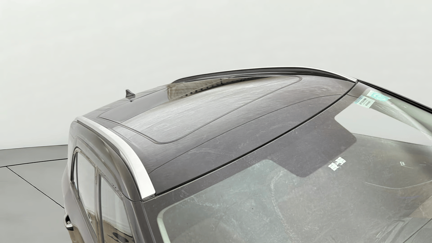 2022 Hyundai ALCAZAR PLATINUM(O) 6STR 1.5 AT, Diesel, Automatic, 1,15,752 km, Moonroof/ Sunroof