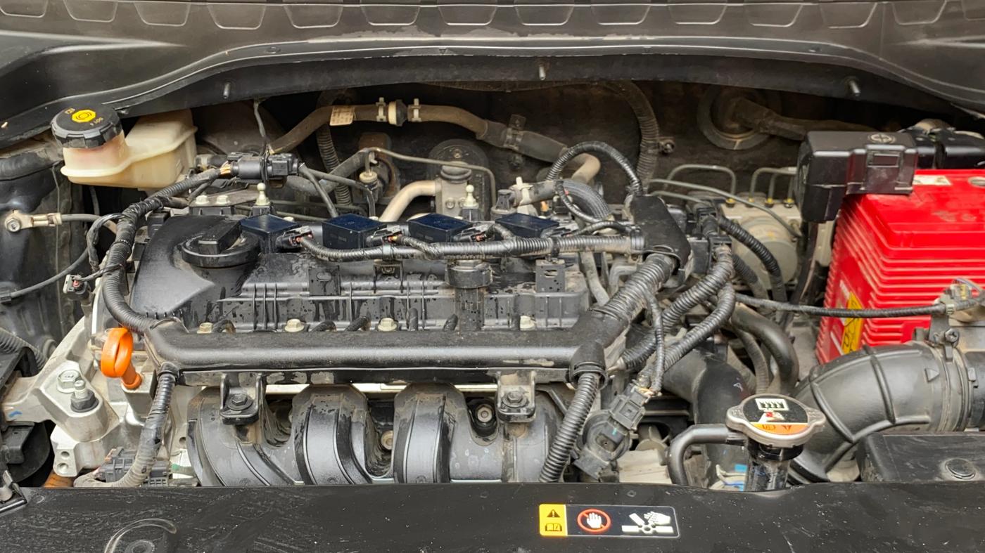 2022 KIA SONET HTK PLUS 1.2, Petrol, Manual, 65,196 km, Engine View