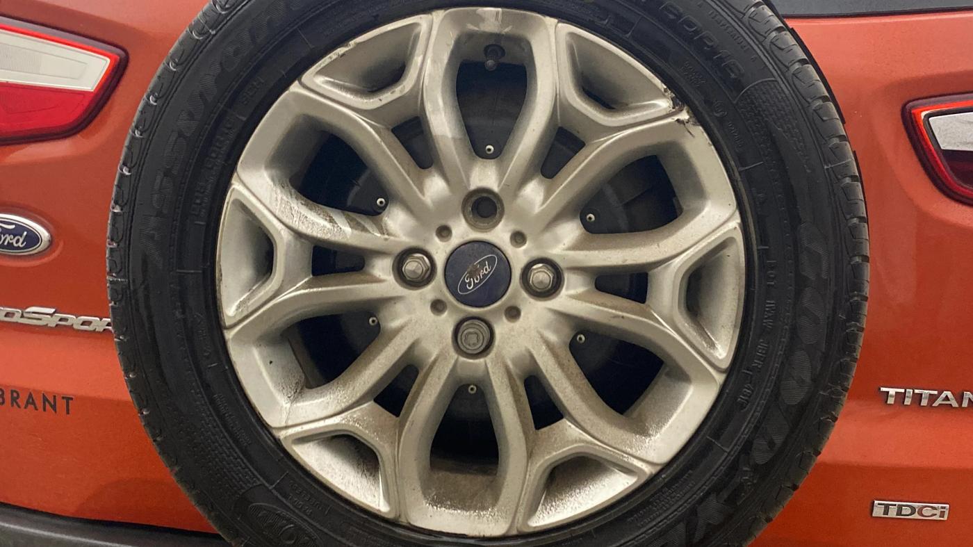 2015 Ford Ecosport TITANIUM 1.5L DIESEL, Diesel, Manual, 1,04,463 km, Spare Tyre