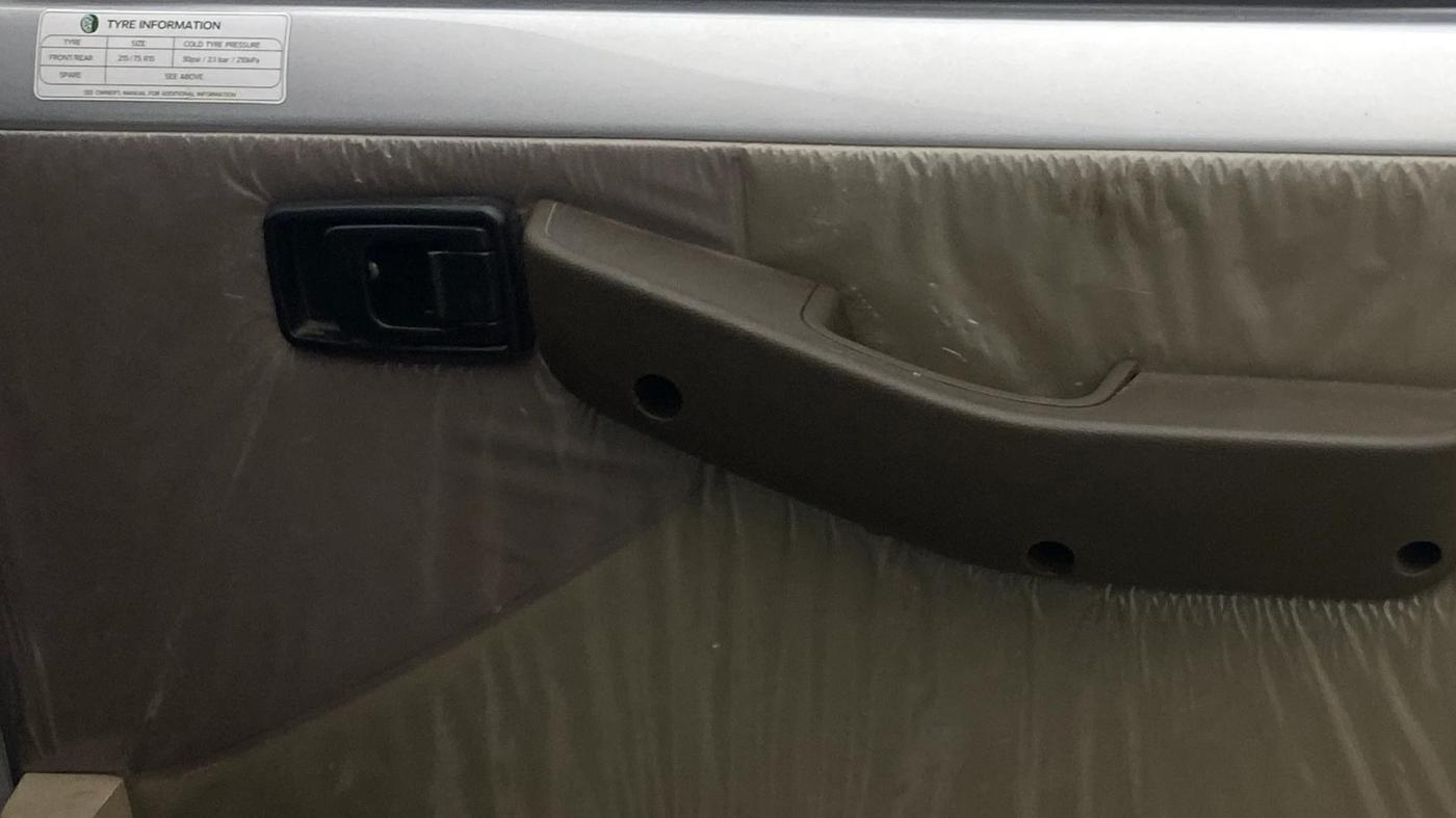 2023 Mahindra Bolero B6 (O), Diesel, Manual, 51,690 km, Driver Side Door Panels Control