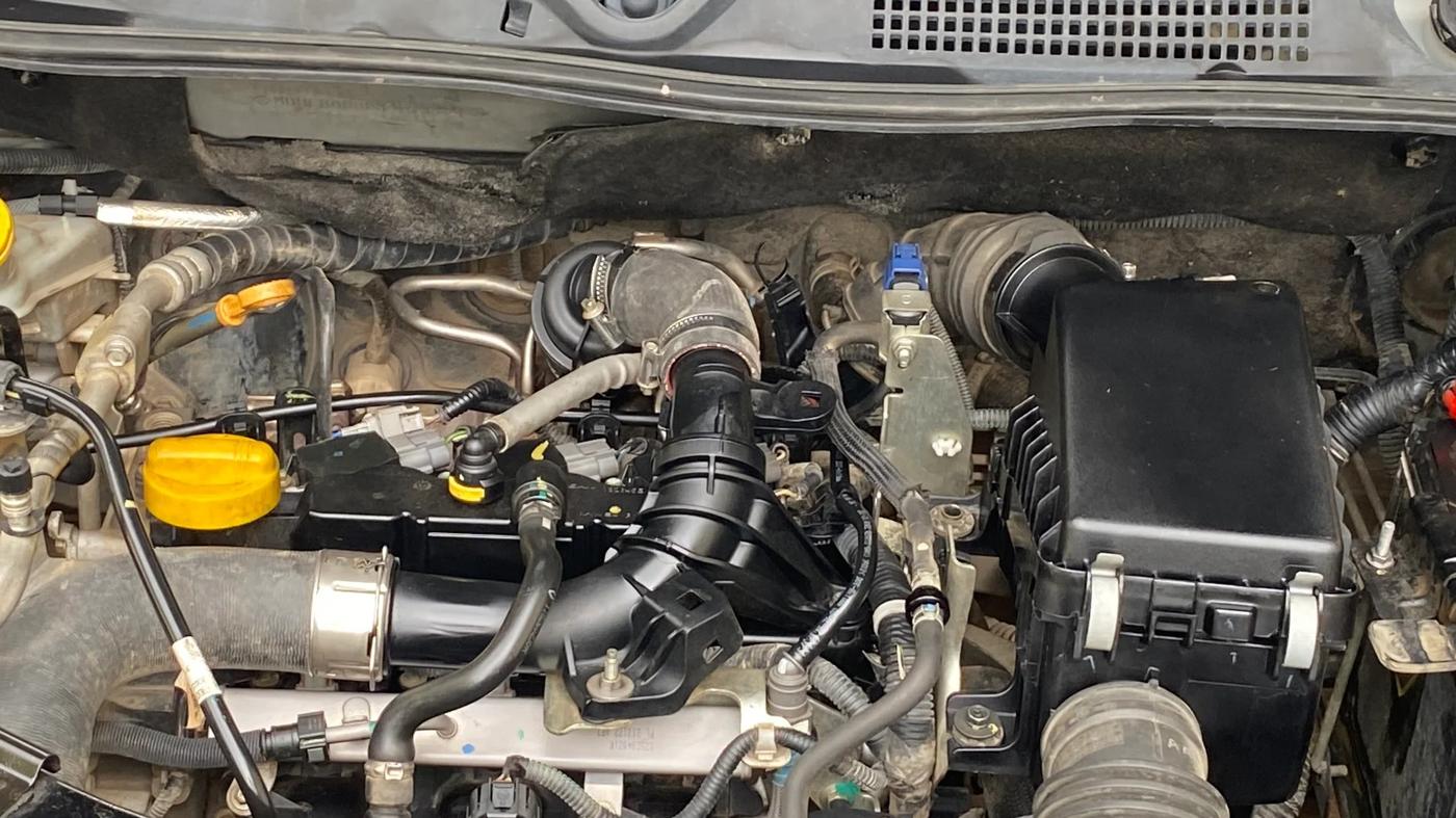 2021 Nissan MAGNITE XV TURBO, Petrol, Manual, 1,44,156 km, Engine View