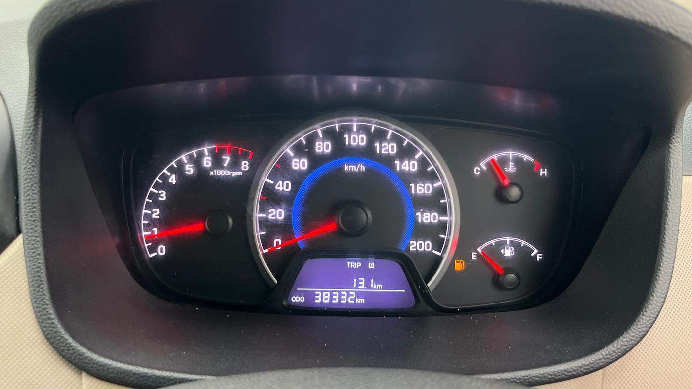 2016 Hyundai Grand i10 SPORTZ 1.2 KAPPA VTVT, Petrol, Manual, 38,332 km, Odometer Image