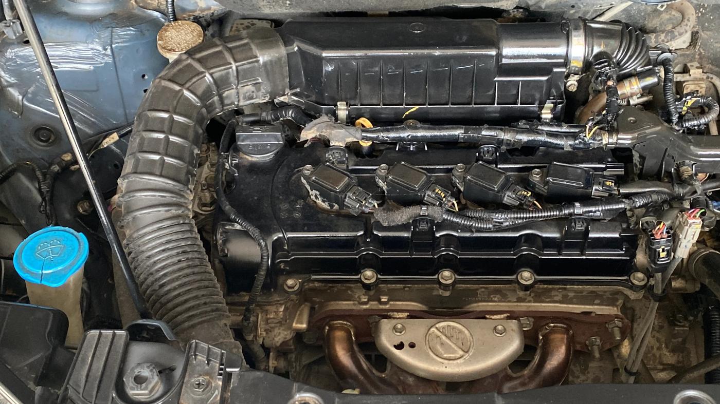 2019 Maruti XL6 ALPHA AT, Petrol, Automatic, 1,03,970 km, Engine View - Right