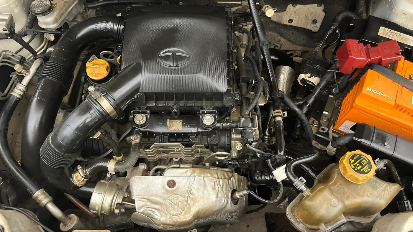 2022 Tata NEXON XZ PLUS (HS) PETROL, Petrol, Manual, 74,033 km, Engine View